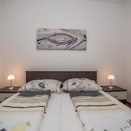 Apartments Kati โอมิช ภายนอก รูปภาพ