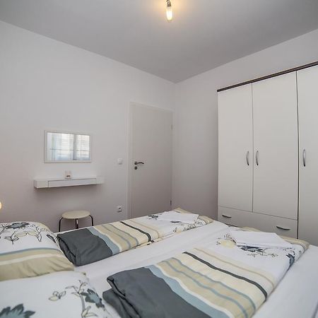 Apartments Kati โอมิช ภายนอก รูปภาพ